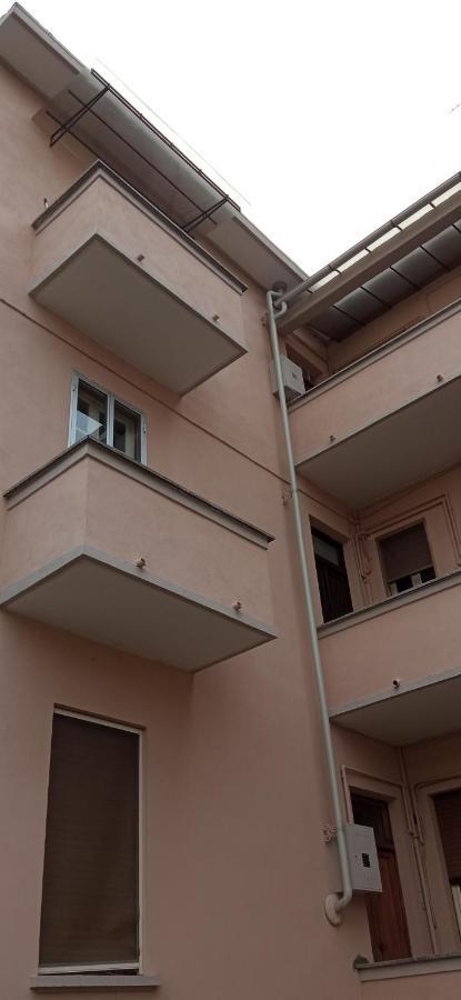 Interno 12 Apartment Vercelli Exterior foto